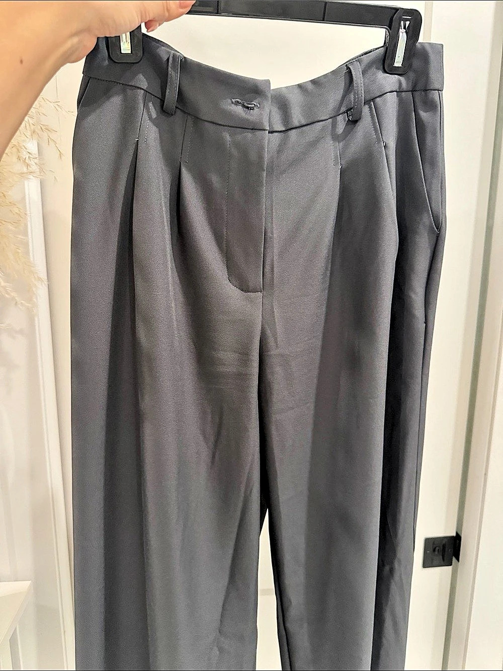 Petite Princess Polly Gray Trousers Size 4 Like New